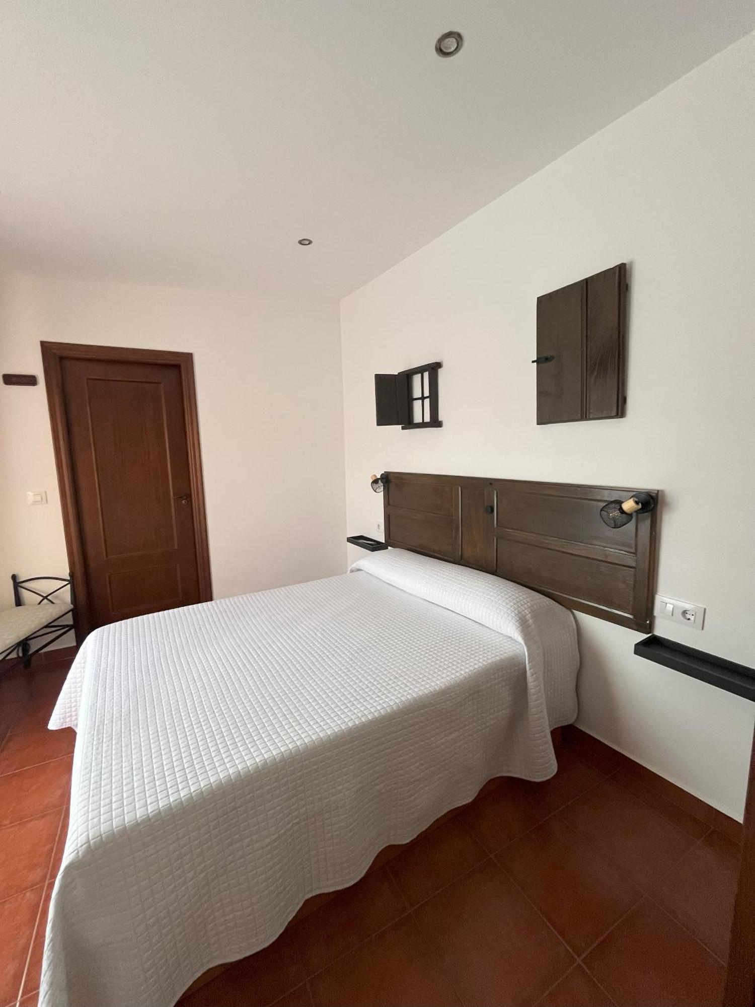 Casa Rural Las Pelliquerinas Almoharin Екстер'єр фото